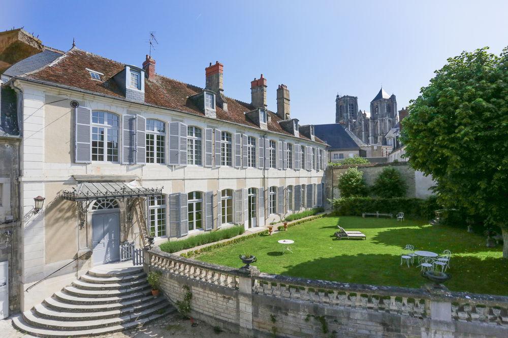 L'Hotel De Panette, Un Exceptionnel Chateau En Coeur De Ville Bourges Exterior photo